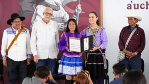 PAG3-1 CLAUDIA EN LA SIERRA (1)